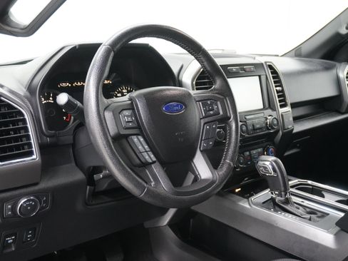 Used 2015 Ford F150 XLT w/ Equipment Group 302A Luxury image 10