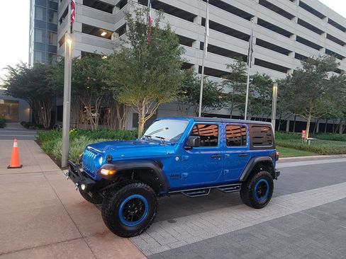 Used 2021 Jeep Wrangler Unlimited Sport AWD/4WD image 36