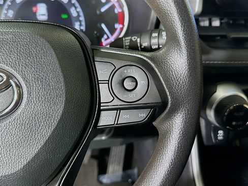 Used 2024 Toyota RAV4 XLE w/ Convenience Package image 17