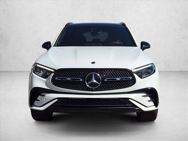 Used 2025 Mercedes-Benz GLC 300 4MATIC image 2