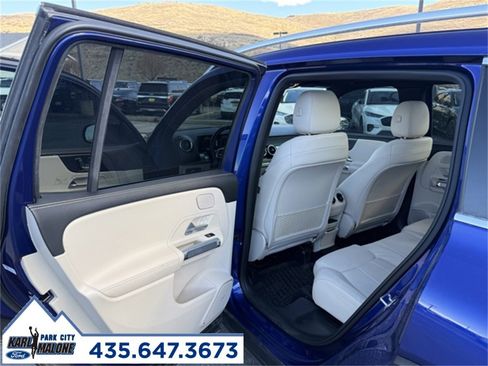 Used 2021 Mercedes-Benz GLB 250 4MATIC image 27