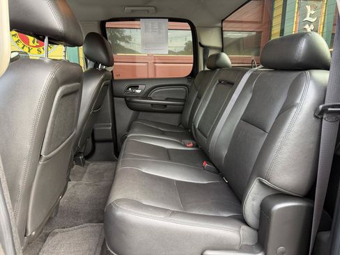 Used 2012 GMC Sierra 3500 Denali AWD/4WD image 18