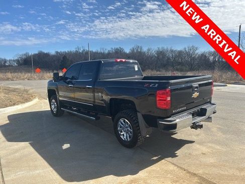 Used 2018 Chevrolet Silverado 2500 LTZ w/ Duramax Plus Package image 5