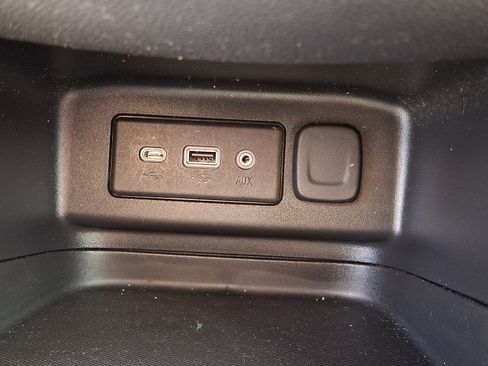 Certified 2024 Chevrolet Equinox LT FWD image 26