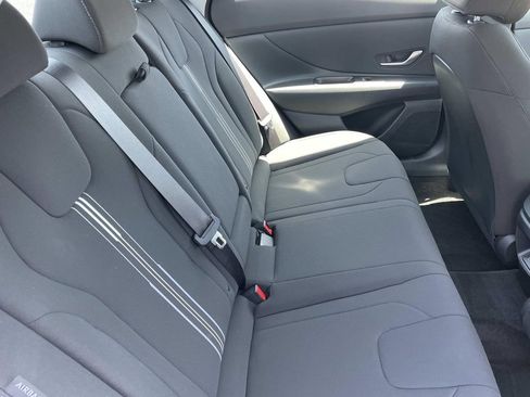 Used 2024 Hyundai Elantra SEL FWD image 24