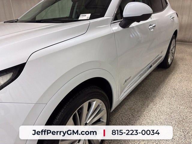 Used 2025 Buick Envision Avenir AWD/4WD image 11