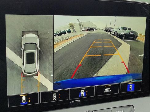 Used 2024 Chevrolet Blazer RS w/ Driver Confidence II Package image 18