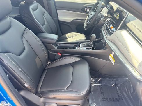 New 2026 Jeep Compass Limited AWD/4WD image 32