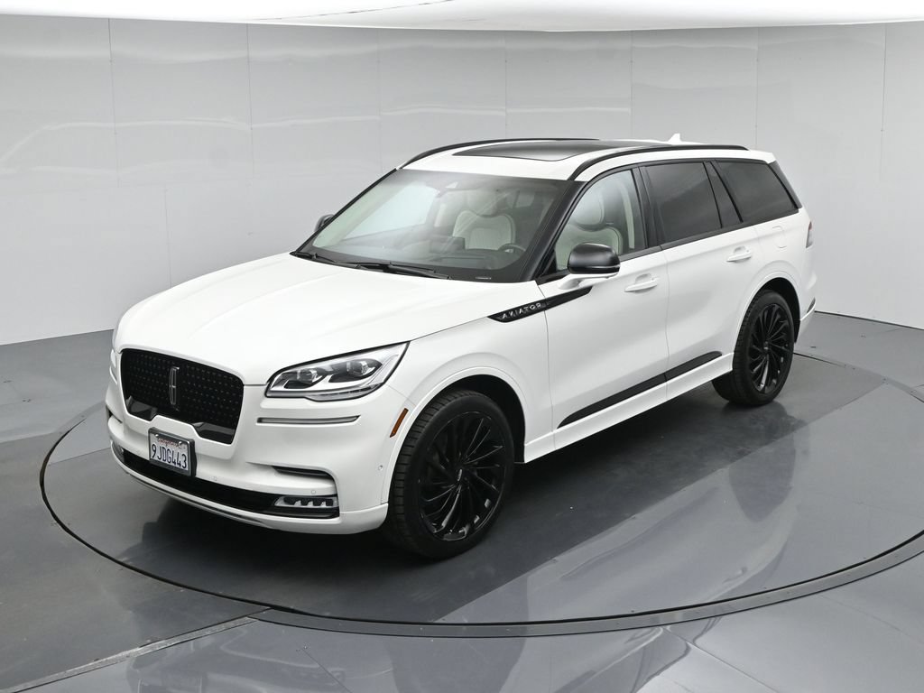 Used 2023 Lincoln Aviator Black Label w/ Jet Package AWD/4WD image 42
