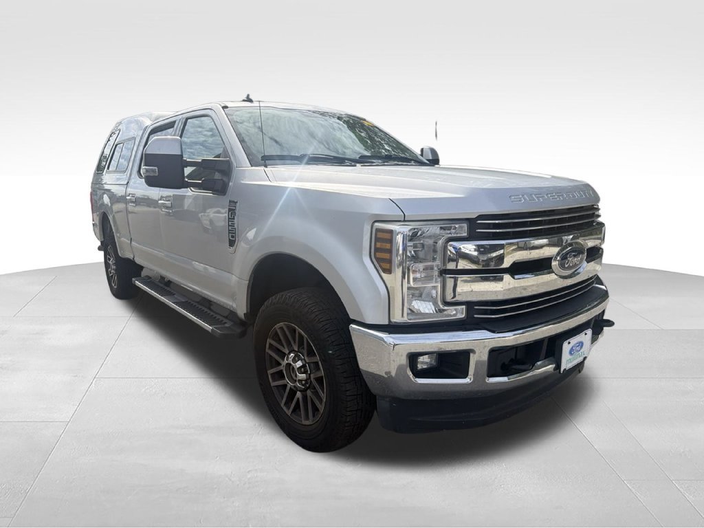 Used 2019 Ford F250 Lariat w/ Lariat Value Package AWD/4WD image 3