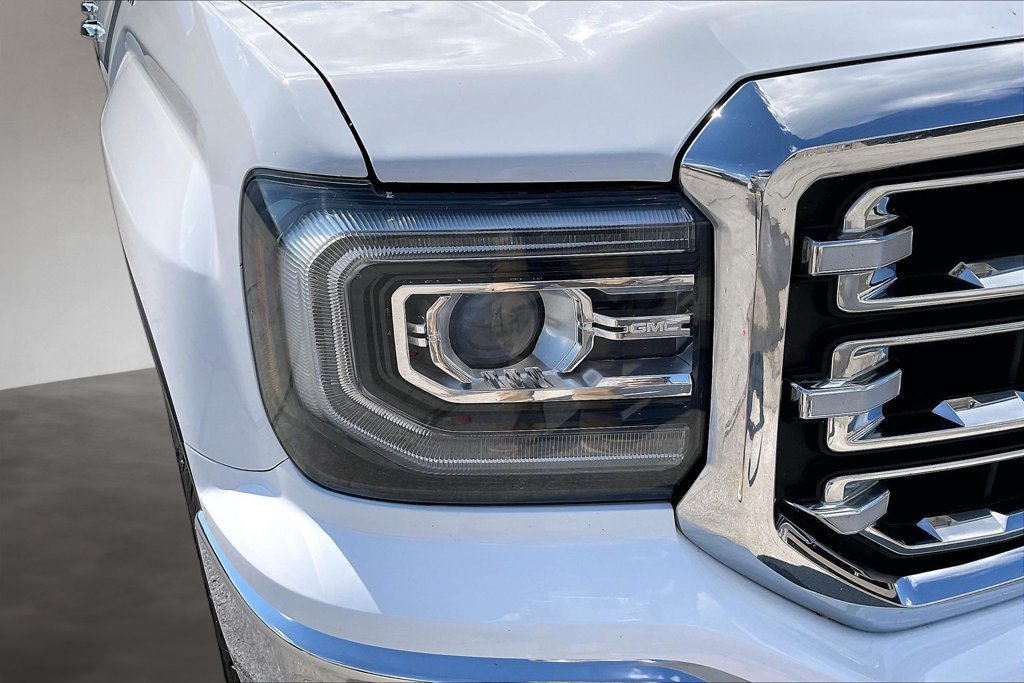 Used 2018 GMC Sierra 1500 SLT AWD/4WD image 30