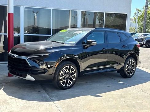 Certified 2025 Chevrolet Blazer RS FWD image 7