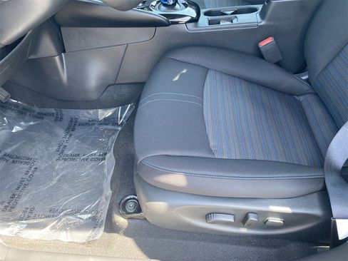 New 2025 Nissan Leaf SV Plus image 9