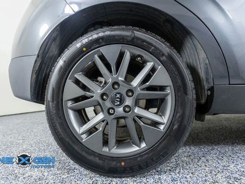 Used 2021 Kia Soul EX FWD image 42