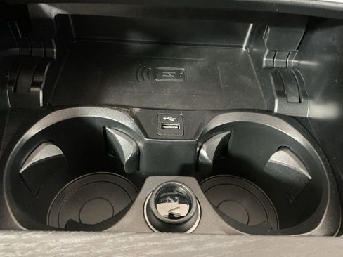 New 2026 BMW 330i Sedan w/ Convenience Package image 16