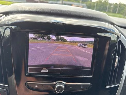 Used 2020 Chevrolet Traverse LS w/ LPO, Floor Liner Package FWD image 18