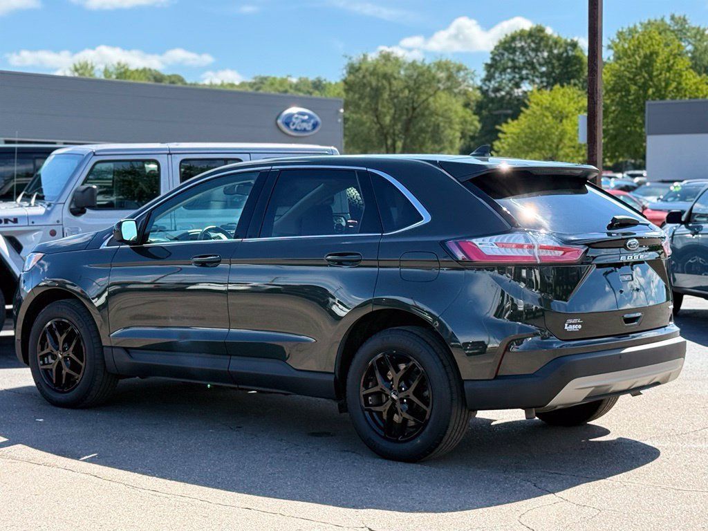 Used 2023 Ford Edge SEL w/ Convenience Package AWD/4WD image 37
