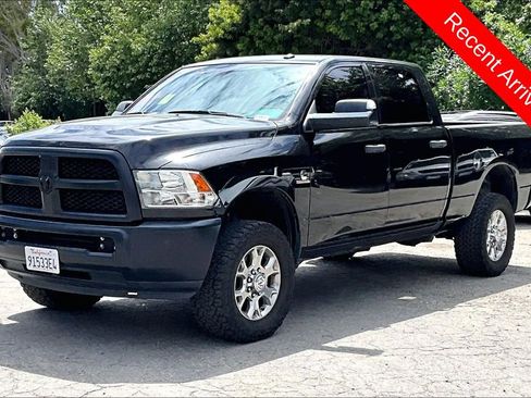 Used 2018 RAM 2500 Tradesman w/ Popular Equipment Group image 3