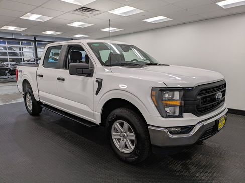 Used 2023 Ford F150 XL w/ Trailer Tow Package image 3