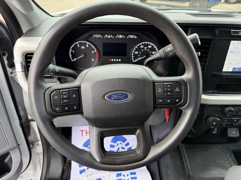 Used 2024 Ford F250 XL AWD/4WD image 12