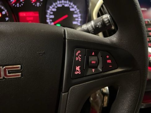 Used 2017 GMC Terrain SLE image 34