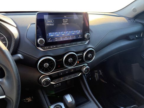 Used 2023 Nissan Sentra SV image 12