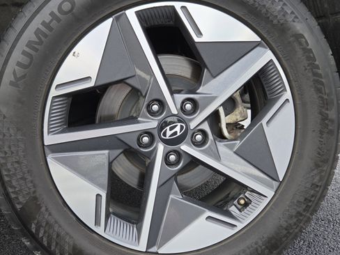 Used 2025 Hyundai Tucson SEL AWD/4WD image 13