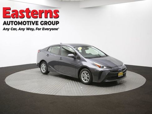 Used 2022 Toyota Prius LE image 45