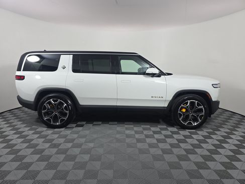 Used 2024 Rivian R1S Adventure AWD/4WD image 6