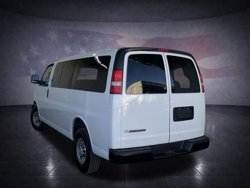 Used 2017 Chevrolet Express 2500 LS image 6