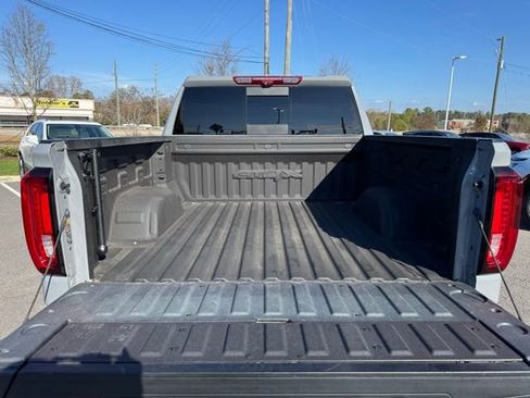Used 2024 GMC Sierra 1500 AT4X image 8