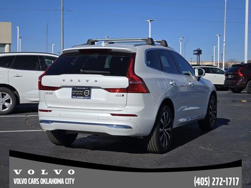 Certified 2023 Volvo XC60 B5 Plus w/ Climate Package image 5