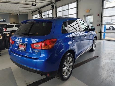 Used 2015 Mitsubishi Outlander Sport ES image 4
