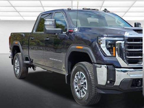 New 2026 GMC Sierra 2500 SLE w/ SLE Value Package; AWD/4WD image 42