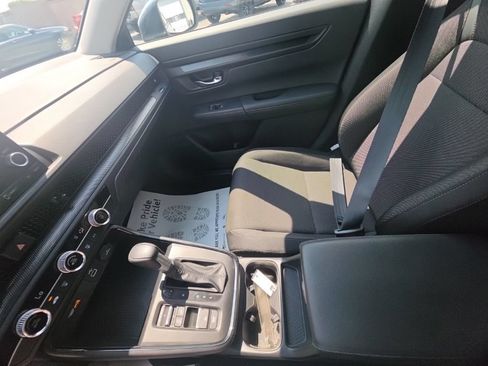 Used 2025 Honda CR-V LX image 23