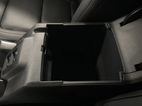 New 2025 Ford Bronco Outer Banks w/ Sasquatch Package image 19