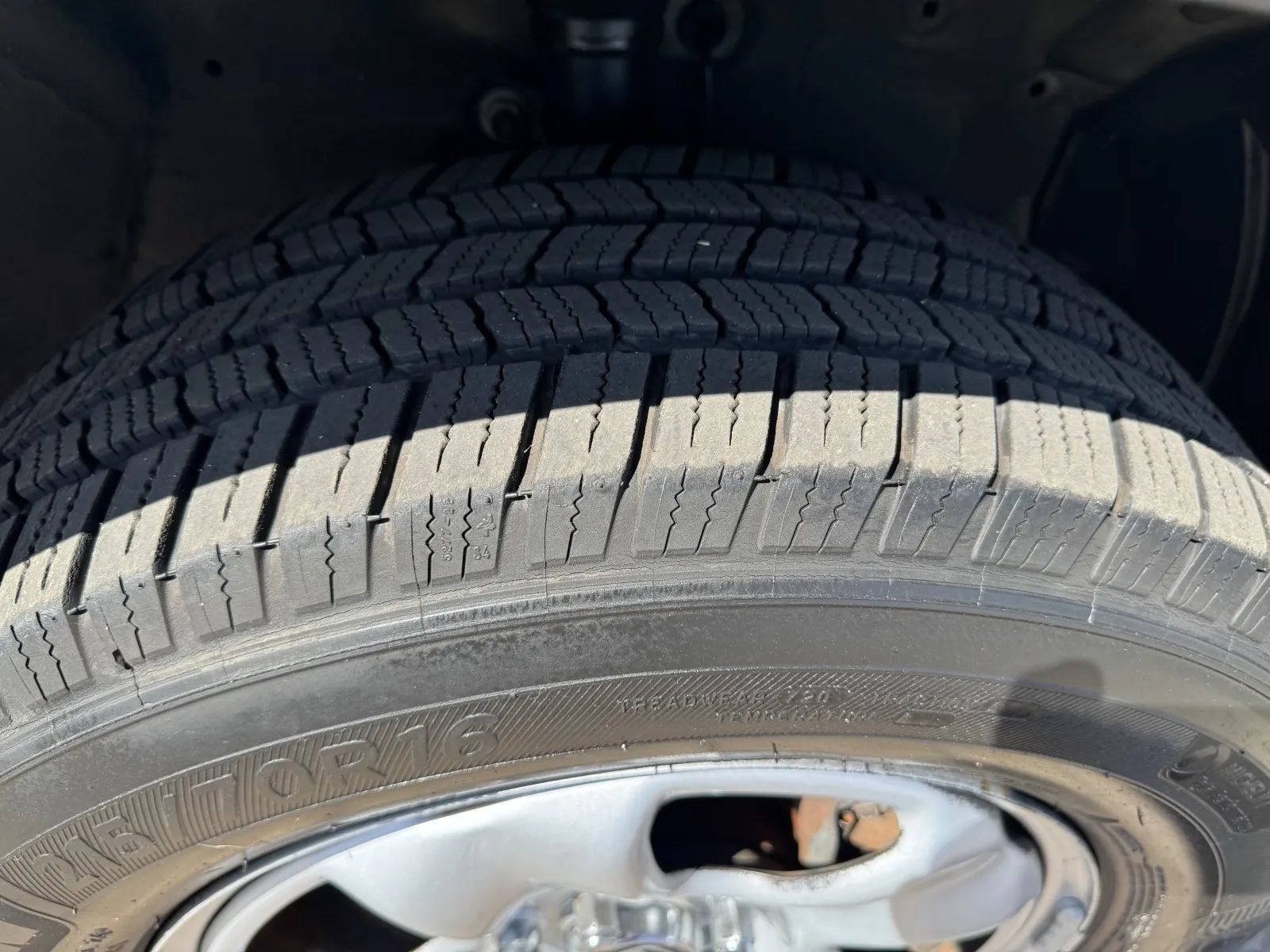 Used 2013 Honda CR-V LX image 16