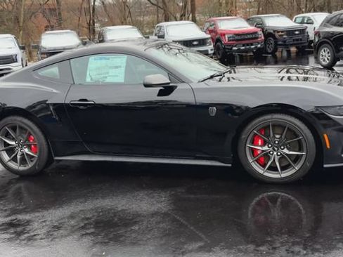 Used 2025 Ford Mustang Dark Horse RWD image 4