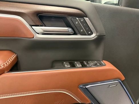 New 2026 GMC Sierra 2500 Denali Ultimate AWD/4WD image 14