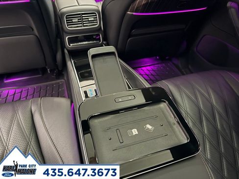 Used 2025 Mercedes-Benz Maybach GLS 600 4MATIC image 33