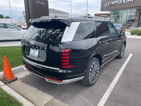 New 2026 Hyundai Palisade Calligraphy image 3