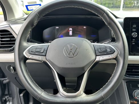 Used 2025 Volkswagen Taos S FWD image 6