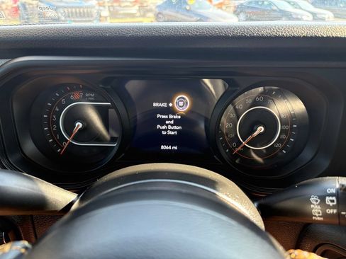 Used 2024 Jeep Wrangler Unlimited Sport AWD/4WD image 18