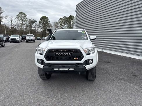 Used 2021 Toyota Tacoma SR5 image 8