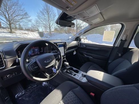 New 2025 Ford Ranger XLT w/ Black Appearance Package image 15