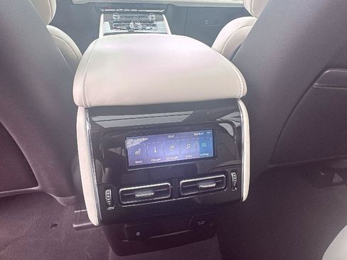Used 2024 Lincoln Aviator Black Label AWD/4WD image 18