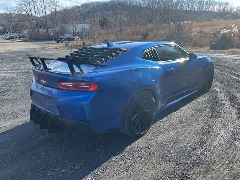 Used 2016 Chevrolet Camaro LT w/ RS Package image 2
