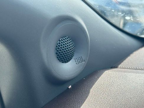 Used 2024 Toyota Sienna Platinum image 31