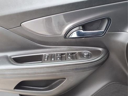 Used 2020 Buick Encore Preferred image 15