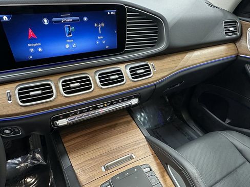 Certified 2024 Mercedes-Benz GLE 350 4MATIC w/ AMG Line Exterior image 34